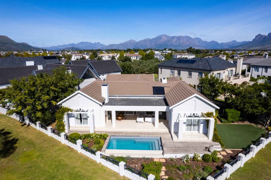 To Let 4 Bedroom Property for Rent in Val De Vie Estate Western Cape